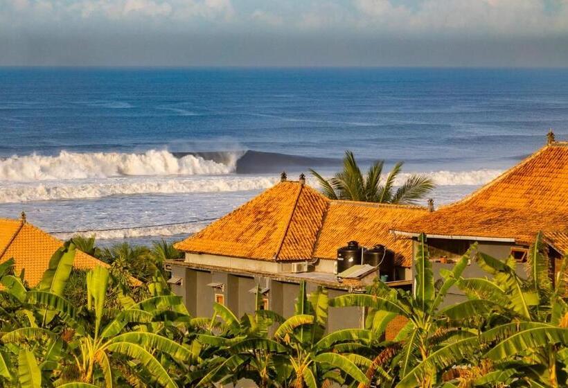 デラックスルーム, Medewi Secret Surfcamp