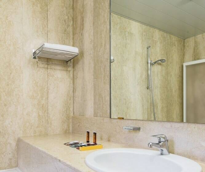 اتاق استاندارد, B&b Hotel Milano Portello