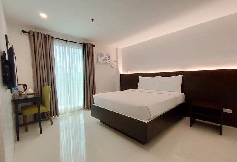 Номер Superior, Top Star Hotel Tagum