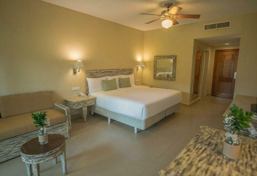 Номер Стандарт Вид на Сад, Iberostar Waves Dominicana
