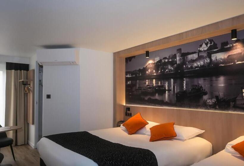 Номер Стандарт Трехместный, Logis Hôtel Angers Sud