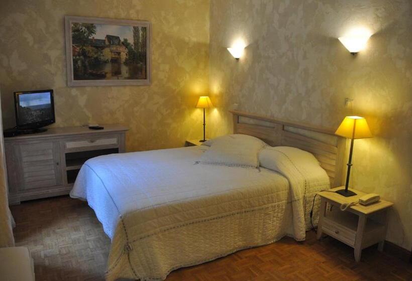 Номер Стандарт, Logis Hostellerie Du Grand Duc Hôtel Restaurant