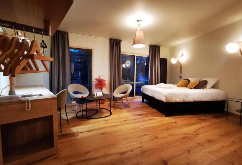 Люкс, Le Bois Dormant Hôtel Restaurant & Spa Logis Hôtel