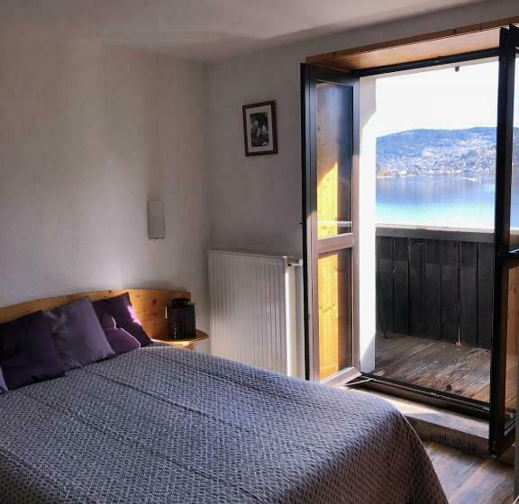 غرفة قياسية مطلّة علي البحيرة, Le Chalet Au Bord Du Lac