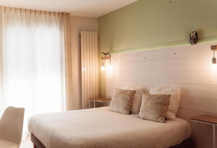 Номер Стандарт Вид на Море с Балконом, Hôtel Le Rivage