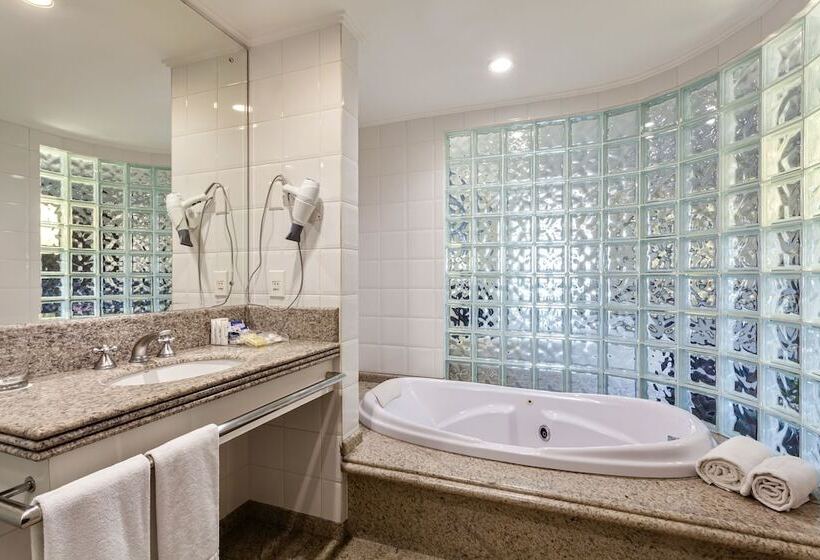 Люкс Премиум, Blue Tree Towers Joinville