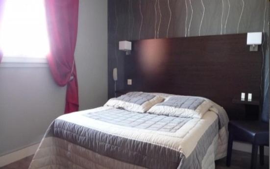 Номер Комфорт Индивидуальный, Logis Hôtel De La Tour