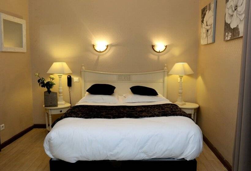 غرفة قياسية, Logis L'ecu De France