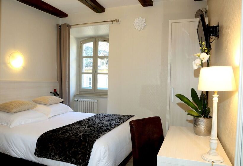 غرفة قياسية, Logis L'ecu De France