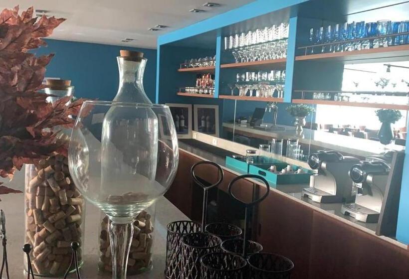 سوییت لوکس, Radisson Hotel Vila Olimpia