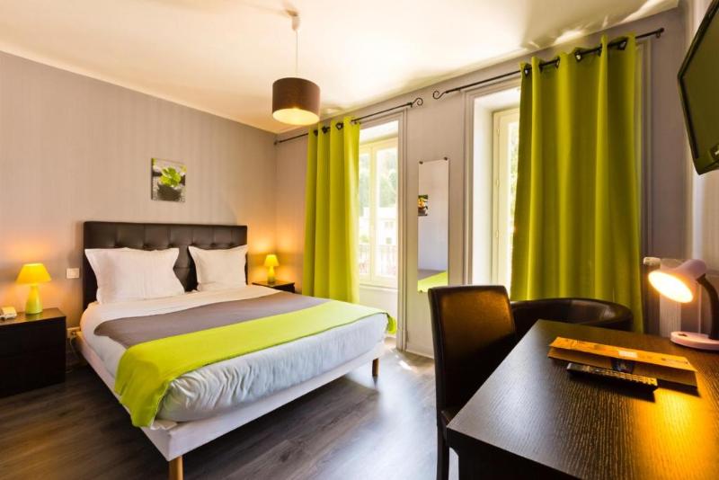 Номер Стандарт, Logis Hotel Restaurant De La Poste