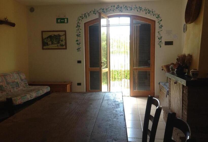 ２ベッドルームアパートメント, Valle Del Poggio