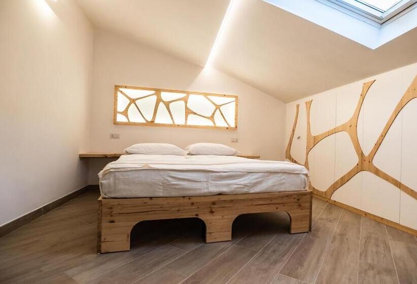 Номер Стандарт, A Casa Di