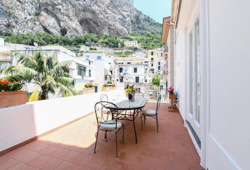 Quarto Deluxe, Palazzo Gargano Amalfi