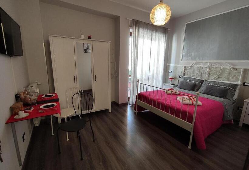 اتاق لوکس با بالکن, Sweet Rome B&b