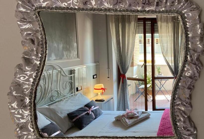 اتاق لوکس با بالکن, Sweet Rome B&b