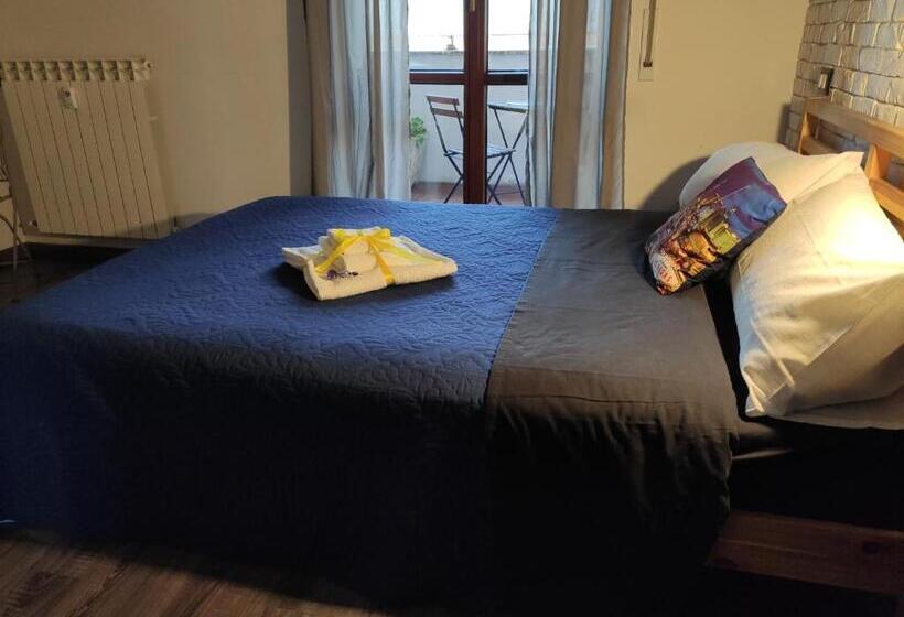 Comfort room with balcony, Sweet Rome B&b