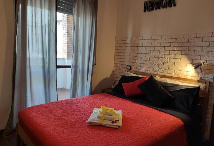 Comfort room with balcony, Sweet Rome B&b