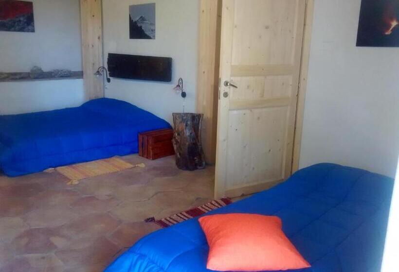 Четырехместный Номер Стандарт, Agriturismo La Caraffara Sull  Etna