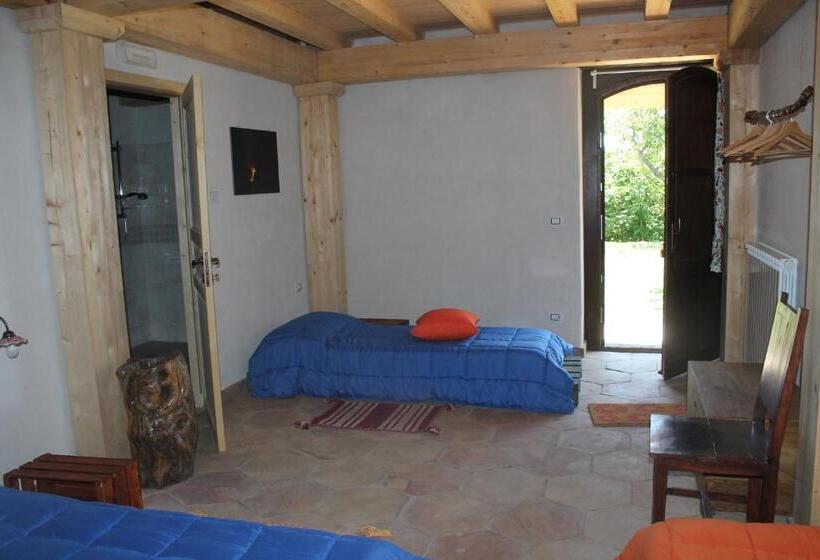 Четырехместный Номер Стандарт, Agriturismo La Caraffara Sull  Etna