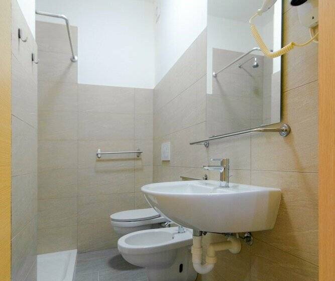 اتاق لوکس, Casa Livio  Rooms And Studios