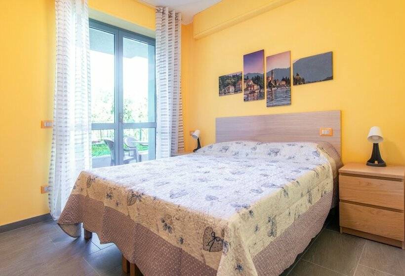 اتاق لوکس با بالکن, Casa Livio  Rooms And Studios