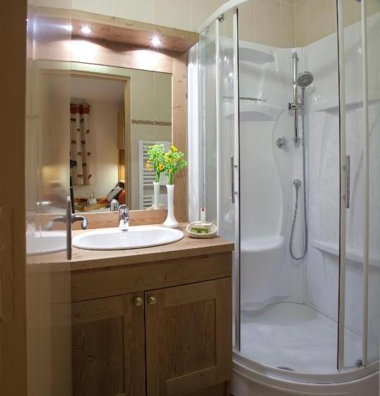 اتاق استاندارد سه نفره, Grand Hotel De Valloire Et Du Galibier
