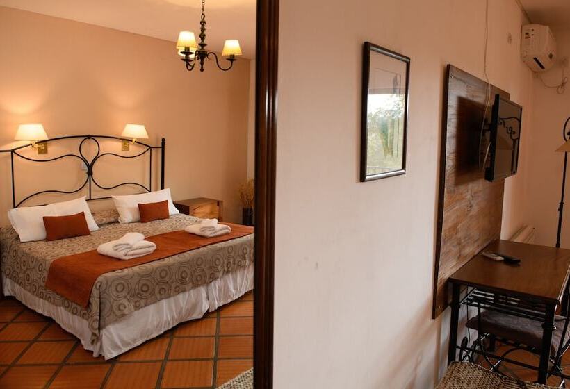 اتاق سوپریور سه تخته, Selva Montana