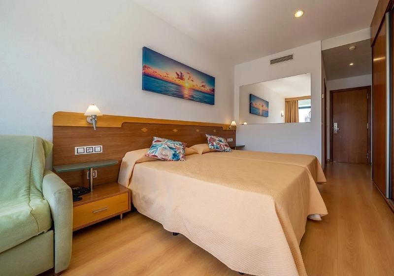Quarto Estandar, Blaucel