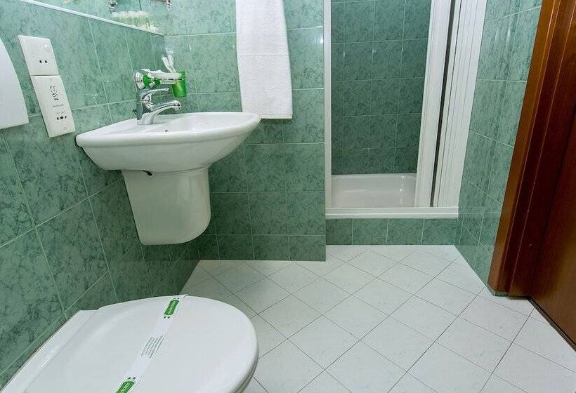 اتاق اقتصادی داخلی, Boutique Hotel Villa Mtiebi