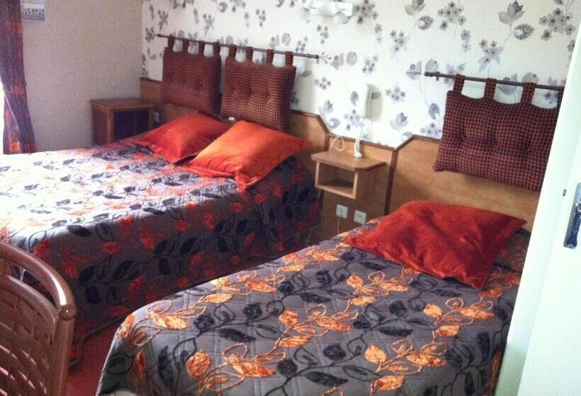 Номер Стандарт Трехместный, Logis Hôtel Bel Horizon