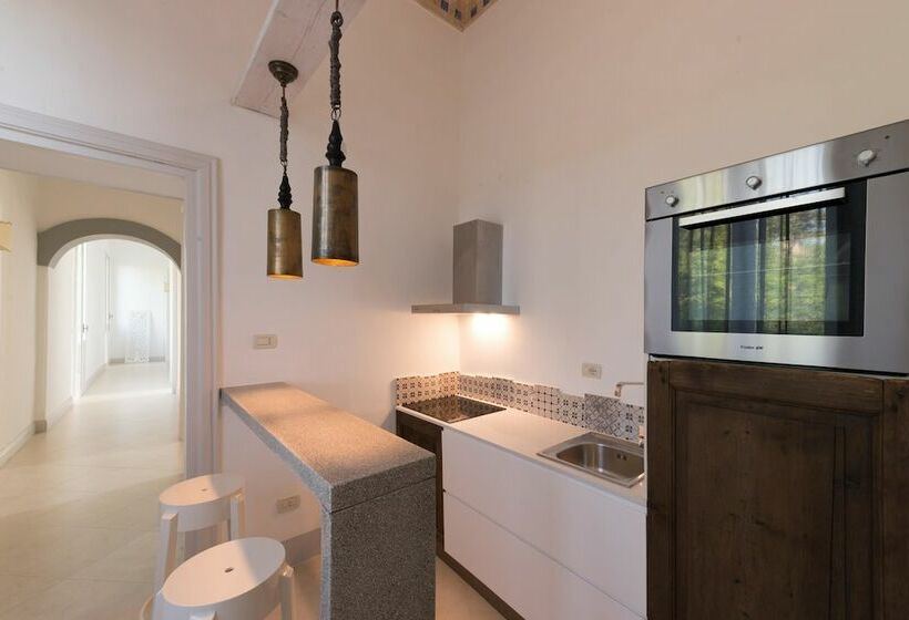 Апартаменты 4 Спальни, Villa Starace Suites Et Appartements
