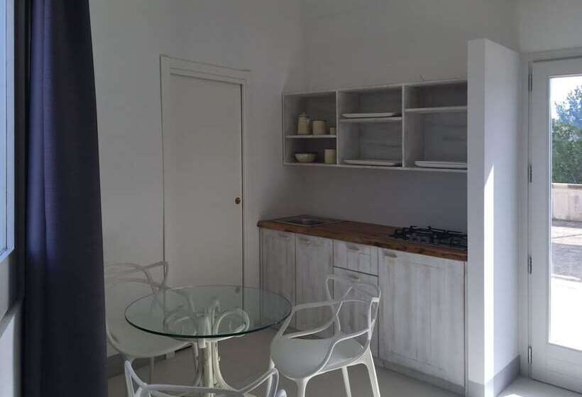 Апартаменты Комфорт 1 Спальня, Villa Starace Suites Et Appartements