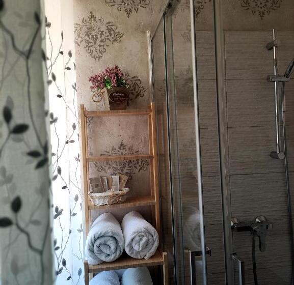 Семейный Номер, Grotta Dei Puntali B&b