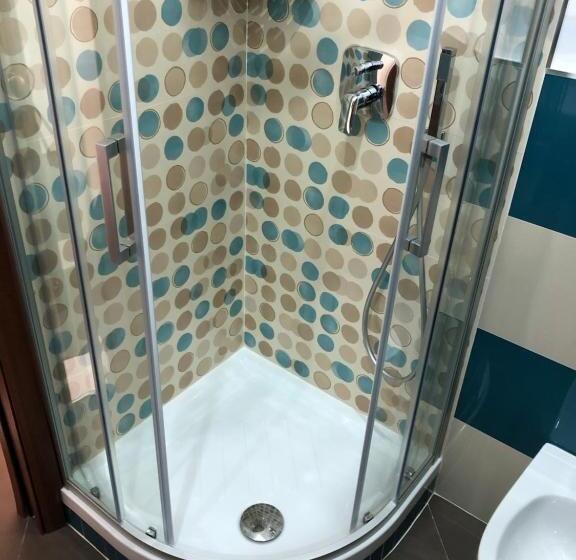 Трехместный Номер Стандарт с Балконом, Ari Guest House
