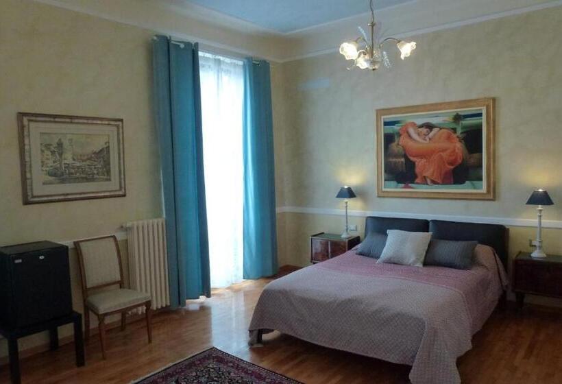 Deluxe room with river view, Lady Verona Residence