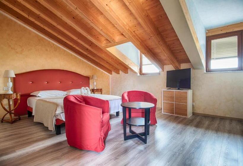 Superior Room, Lady Verona Residence