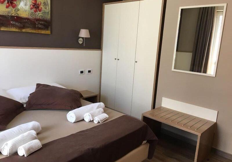 غرفة قياسية, 60quattro Bedrooms