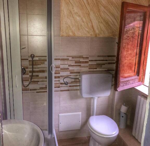 اتاق استاندارد سه نفره, Bed And Breakfast Il Cavaliere
