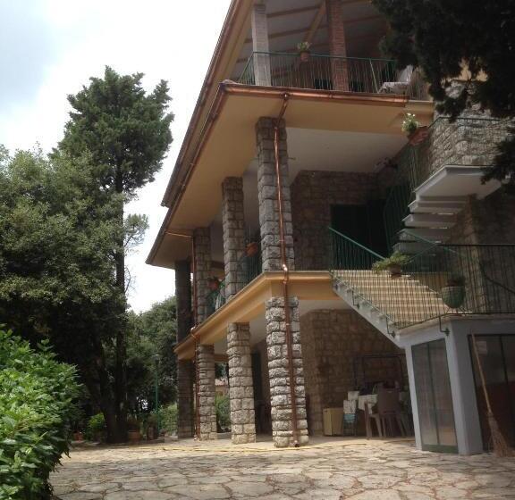 اتاق استاندارد سه نفره, B&b La Principessa