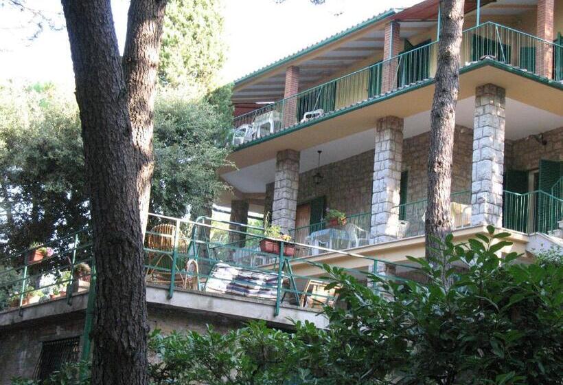 اتاق استاندارد سه نفره, B&b La Principessa
