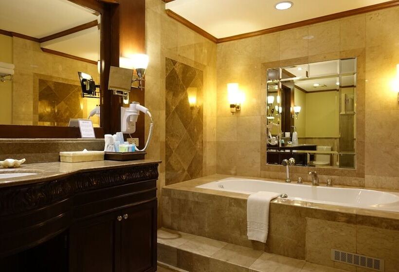 Президентский Люкс, Henann Regency Resort And Spa