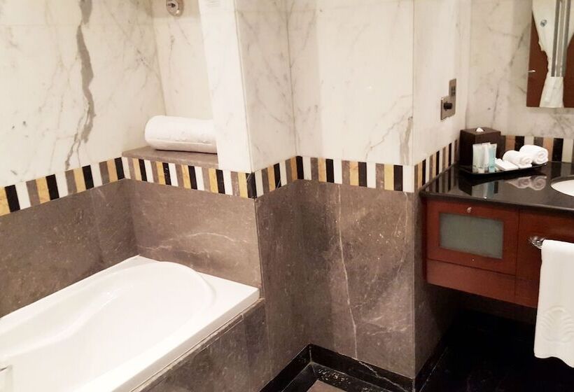 Номер Стандарт Двуспальная Кровать, Al Ain Rotana