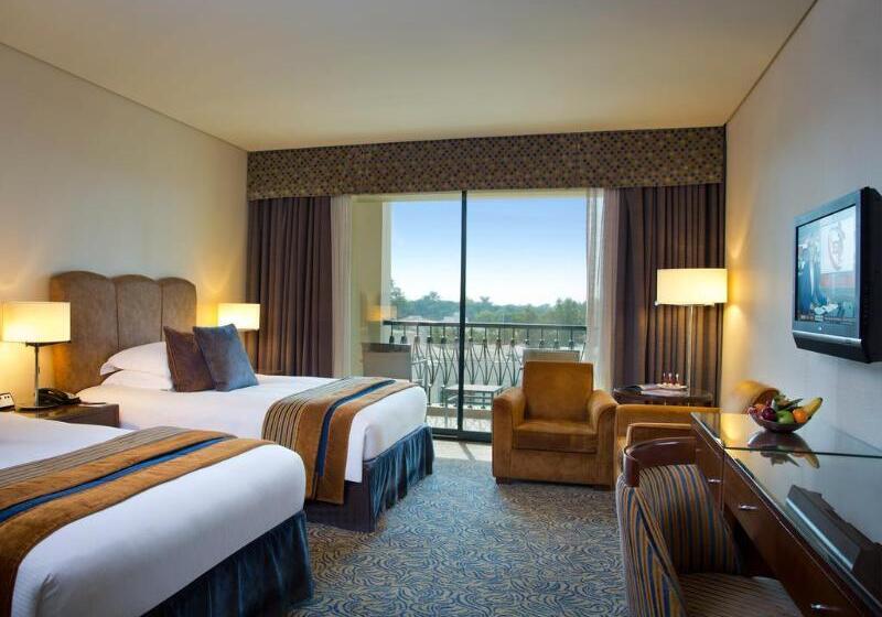 Номер Премиум, Al Ain Rotana