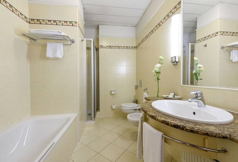 Семейный Номер, Danubius Hotel Astoria City Center