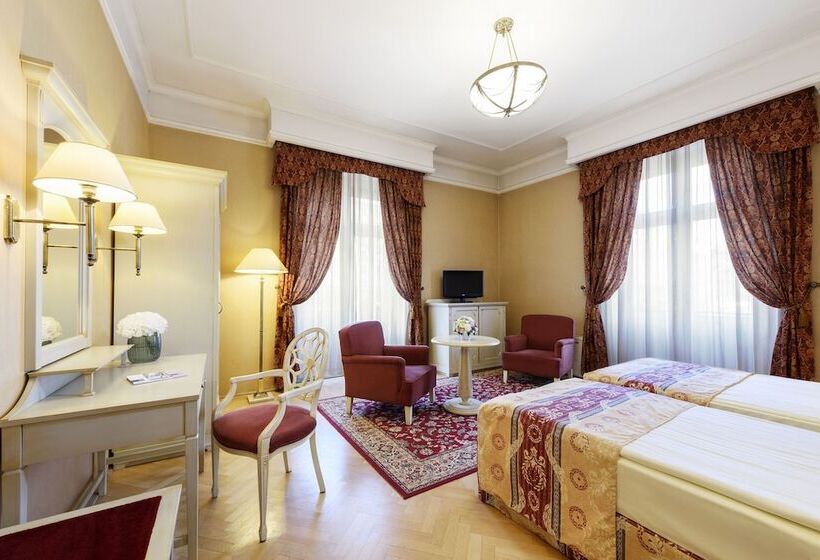 Семейный Номер, Danubius Hotel Astoria City Center