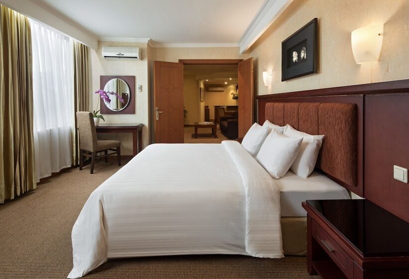 جناح, Golden Boutique Hotel Kemayoran