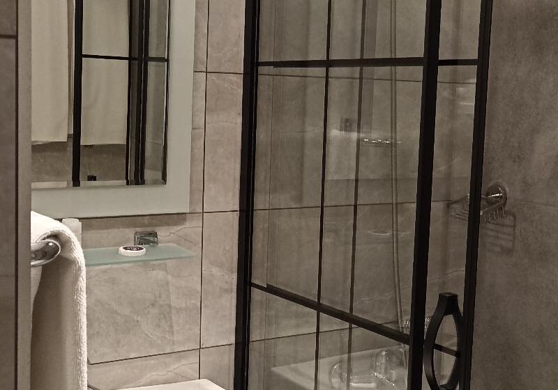 Номер Deluxe, Iris Hotel & Spa