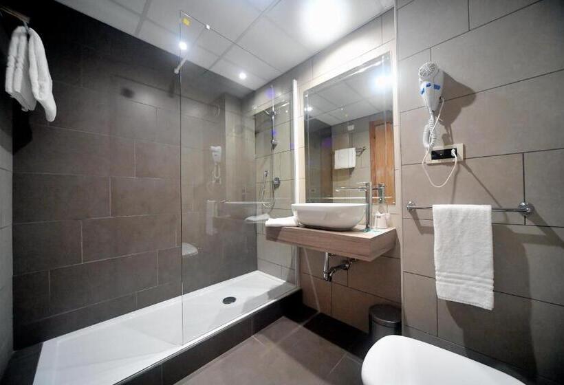 Номер Стандарт Трехместный, Palace Inn Rome Fiano