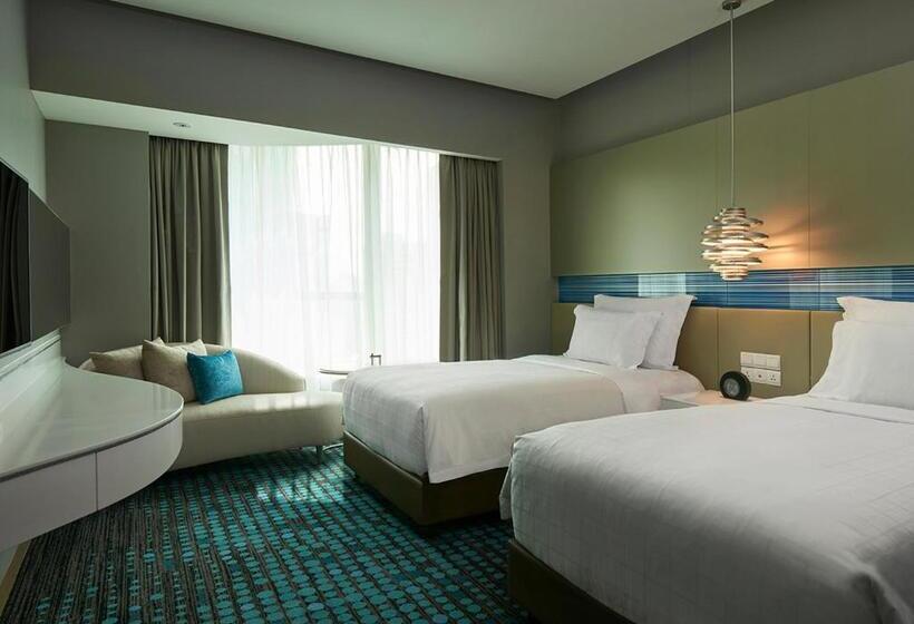 Номер Премиум, Pullman Kuala Lumpur City Centre Hotel & Residences